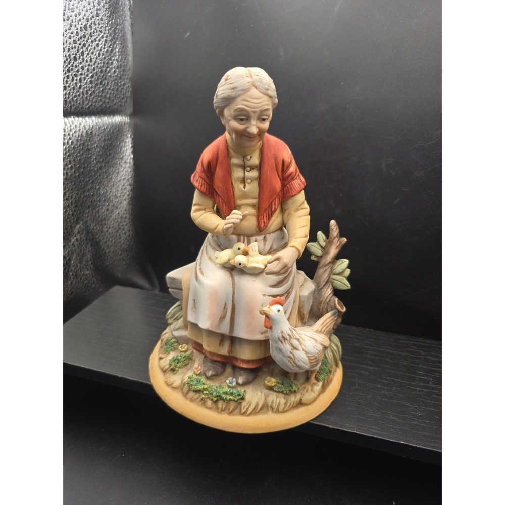 VTG Napcoware 9476 Ceramic Figurine Old Farm Women Chicks Mexico
